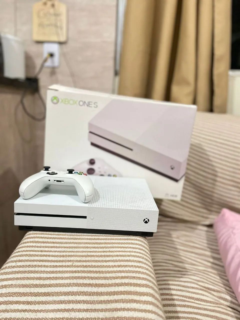 Xbox One S - Foto 2
