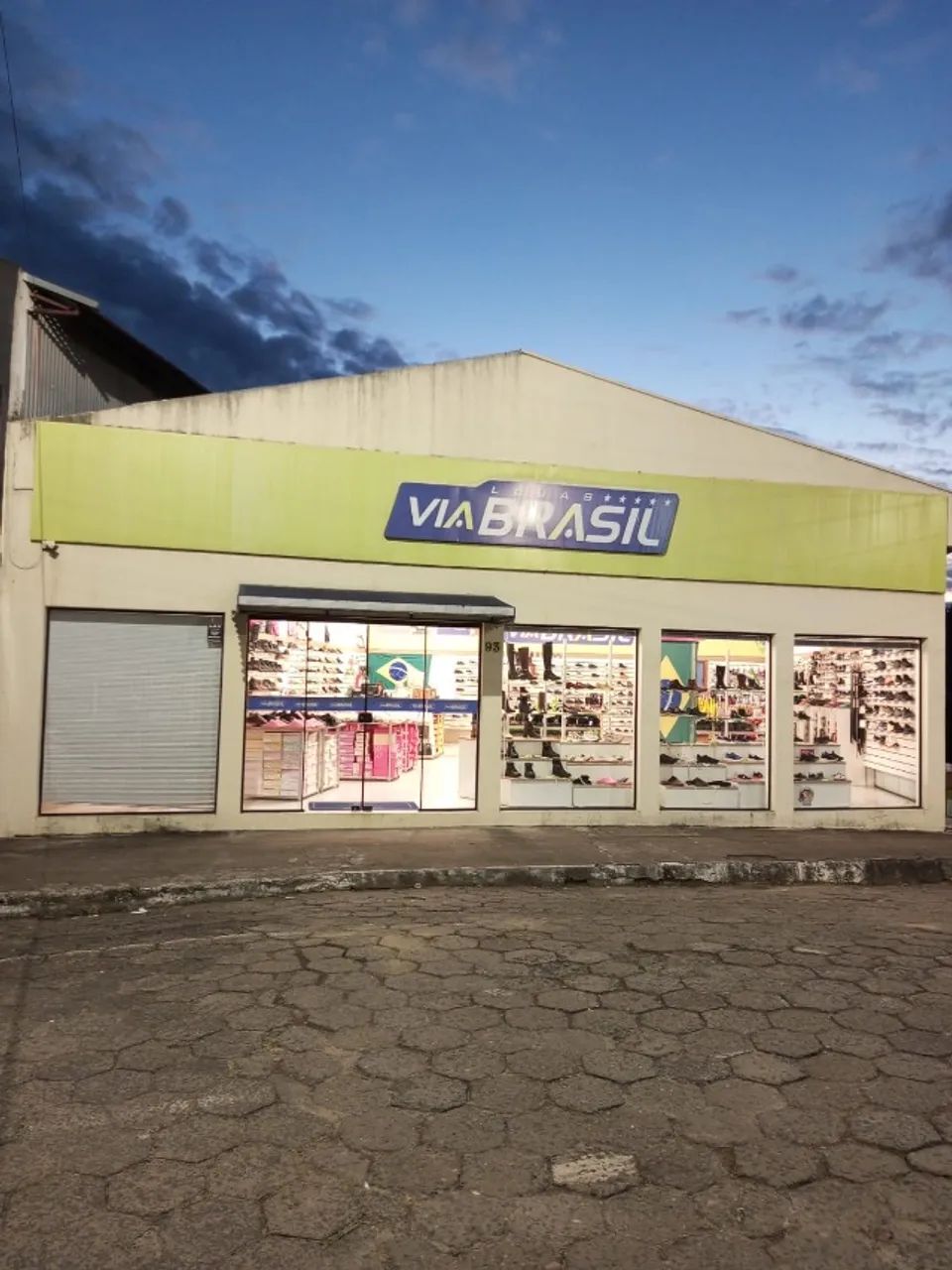 ALUGA-SE EXCELENTE SALA COMERCIAL NO CENTRO DA CIDADE! - Foto 5
