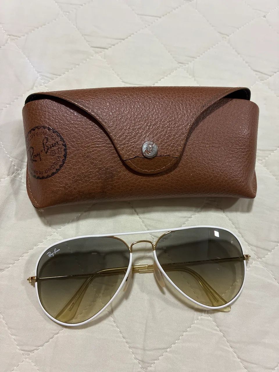 Vende-se Ray Ban branco original - Foto 2
