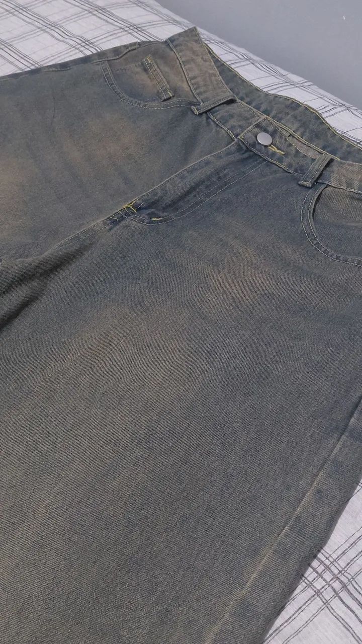 Calça Manfinity EMRG Denim folgado e desgastado  - Foto 3