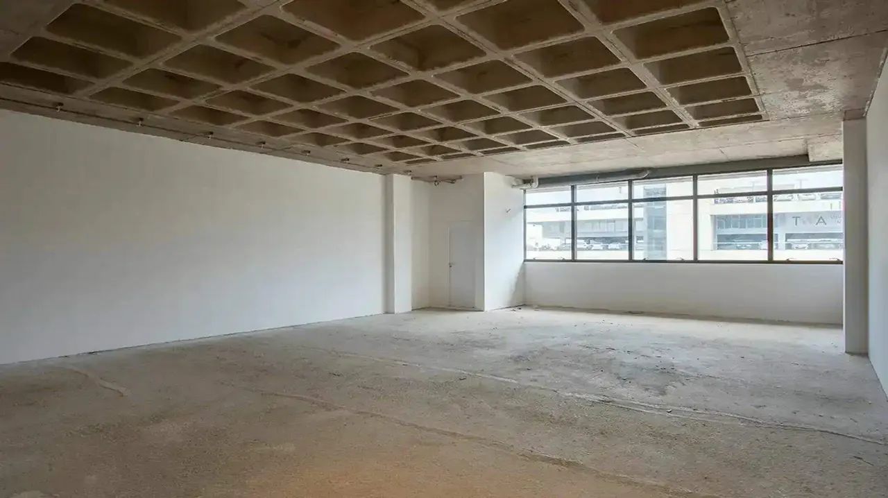 Sala à venda com 84,31 m² no Vale do Sereno