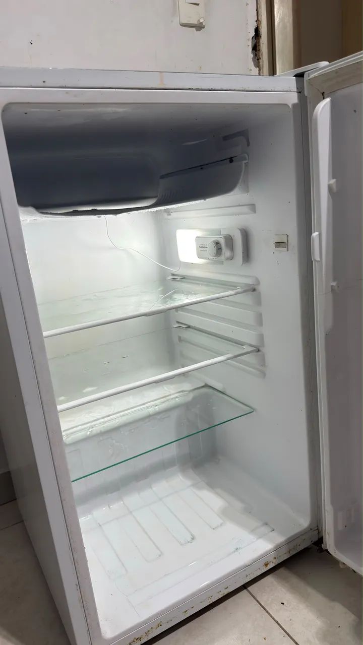 Frigobar usado, conservado. Tudo funcionando perfeitamente  - Foto 2