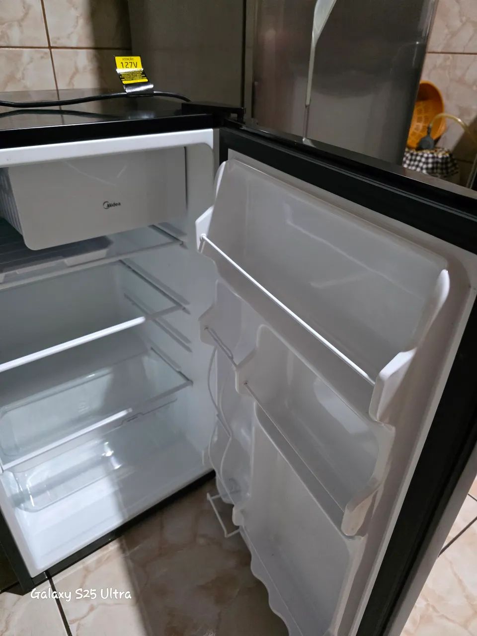 Frigobar Grande com Comgelador zero - Foto 4
