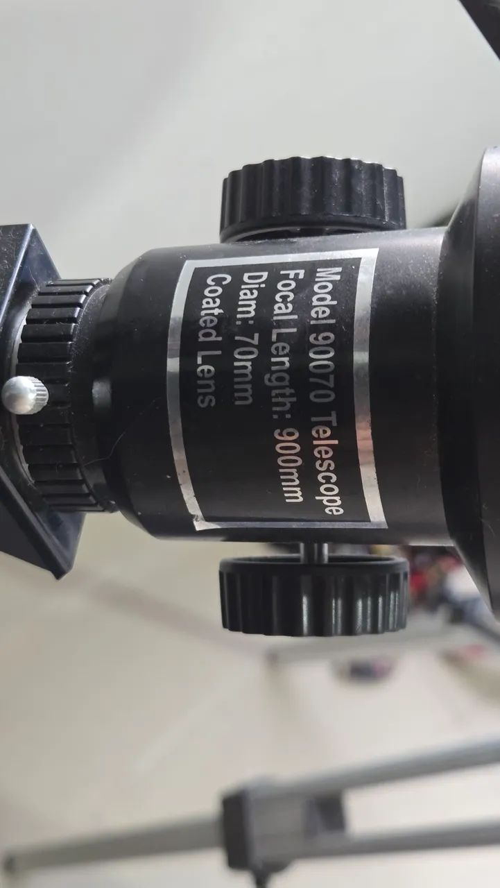 Telescópio Refrator Greika 90070 + Tripé Equatorial - Foto 2