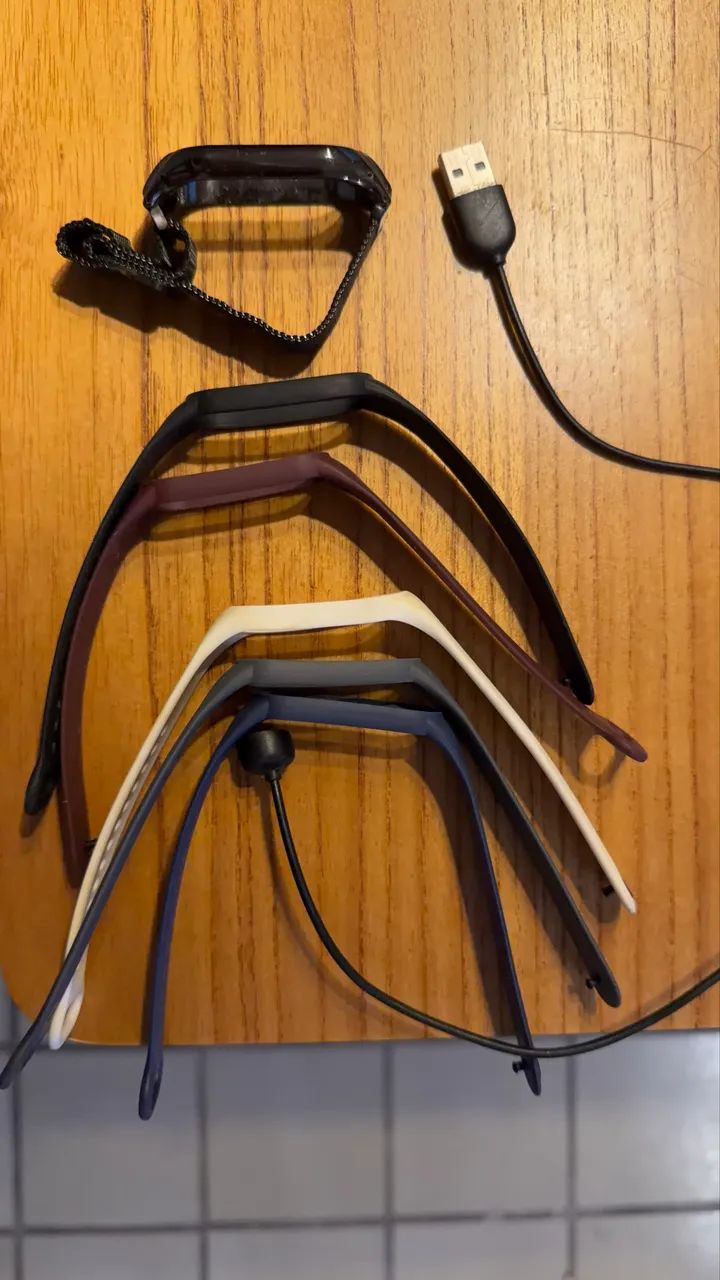 Pulseiras e carregador MiBand 7/6/5