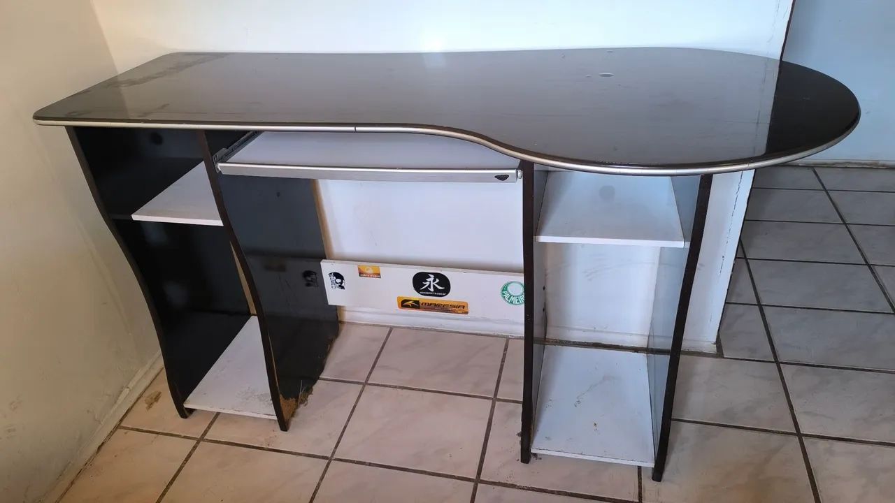 Doação rack e armário