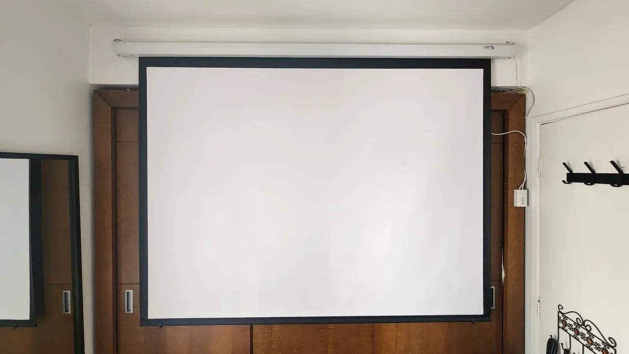 Tela de Projeção 100 polegadas com controle remoto