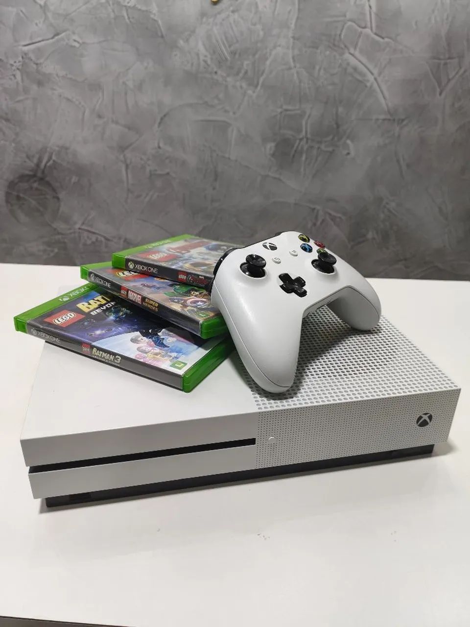 Xbox One S