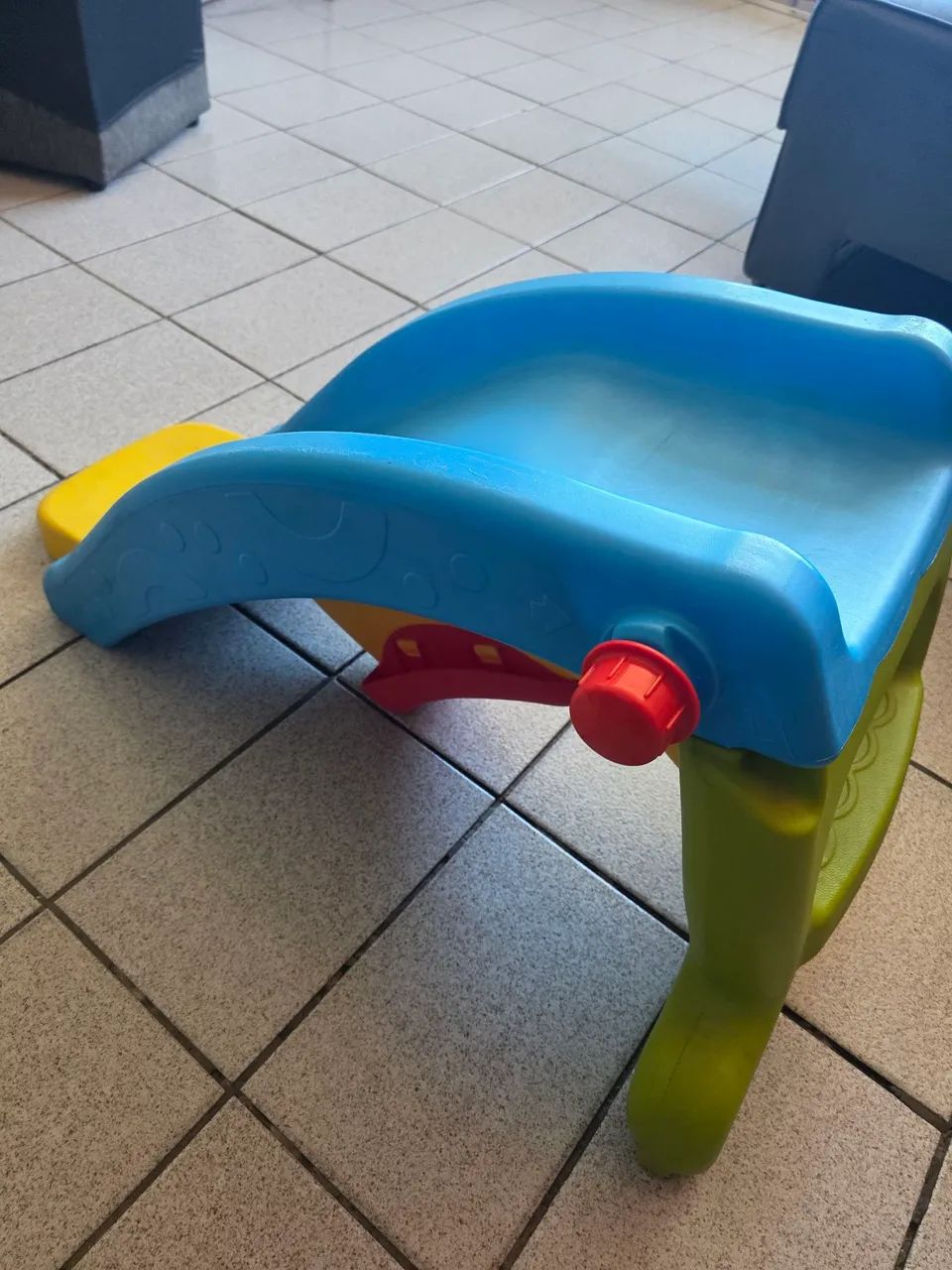 ESCORREGADOR E GANGORRA INFANTIL 2 em 1 - Foto 5
