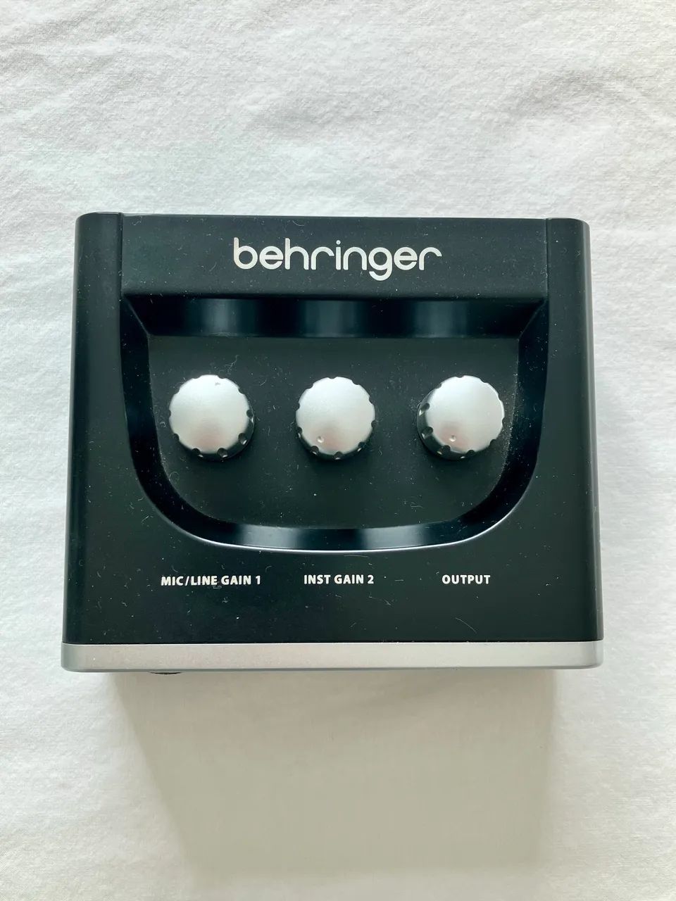 Behringer U-Phoria UM2 Audio Interface65082085627393120