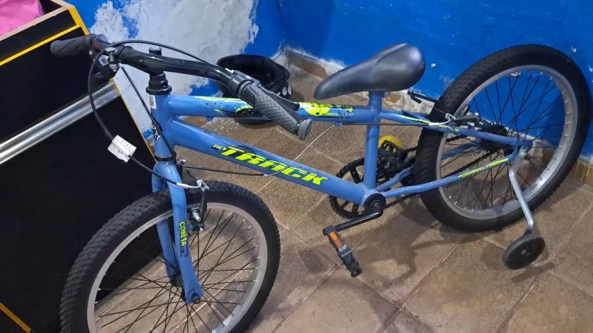 Bicicleta Infantil Aro 20 Cometa - Foto 4