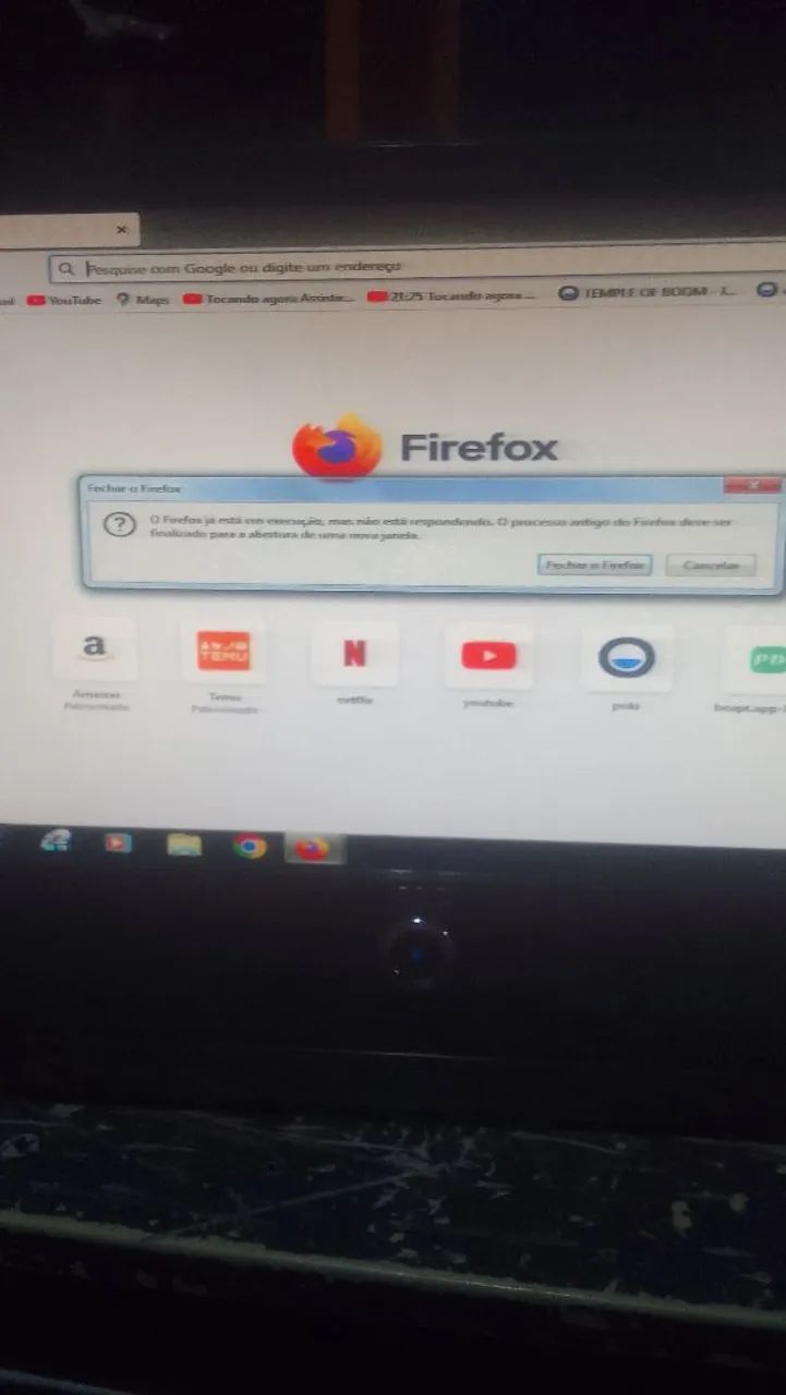 Monitor AOC 17 polegadas funcionando normalmente  - Foto 4