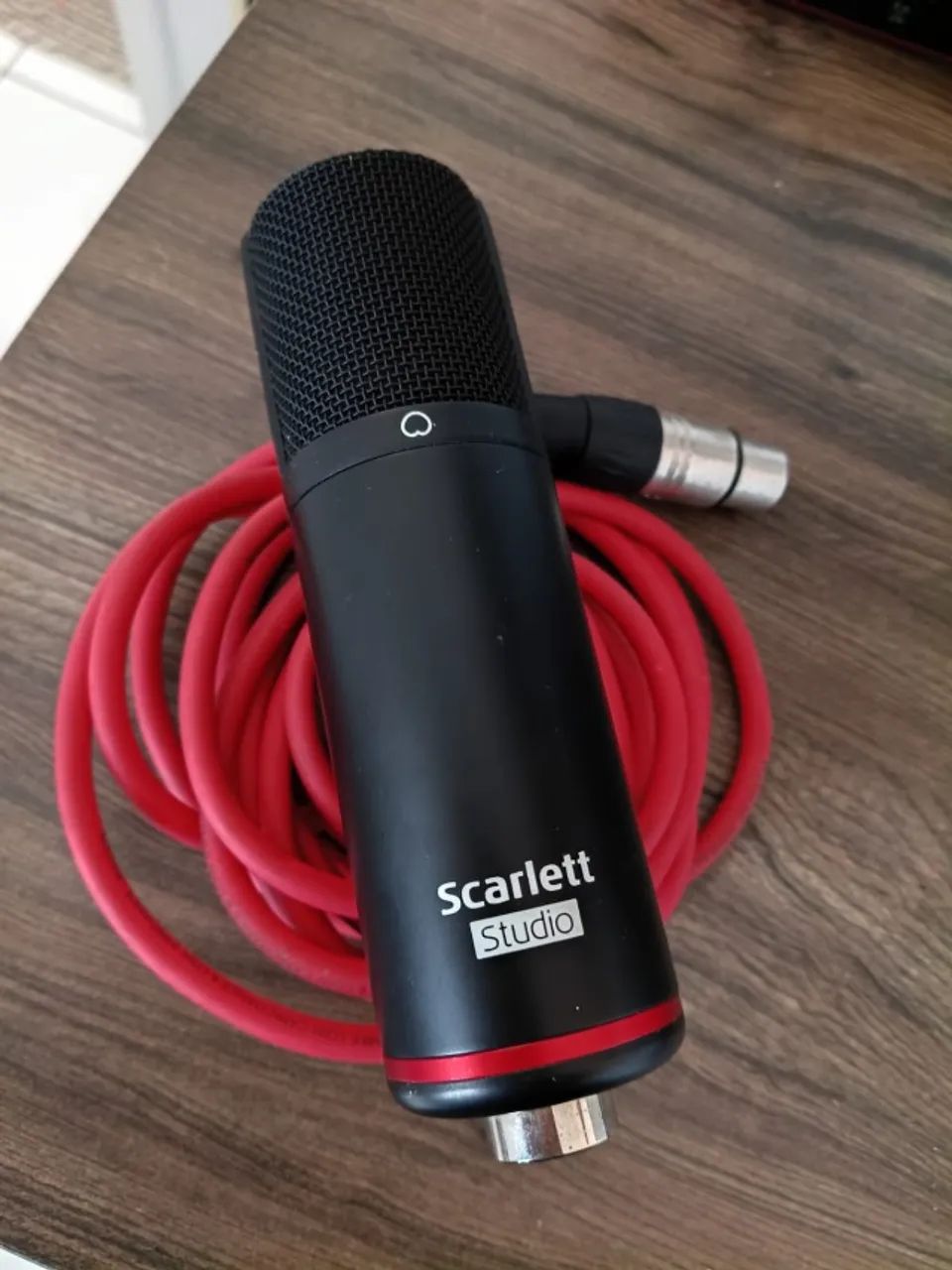 Microfone condensador Focusrite Scarlet novíssimo (Troco em pedais ou amp de guitarra)