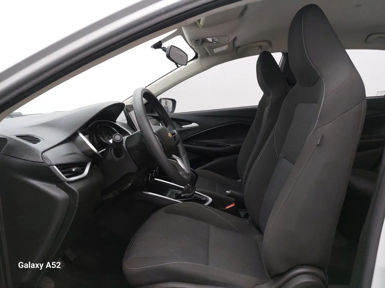 Chevrolet Onix Plus LTZ 1.0 12V TB Flex Mec. 4P, foto 16 de 18