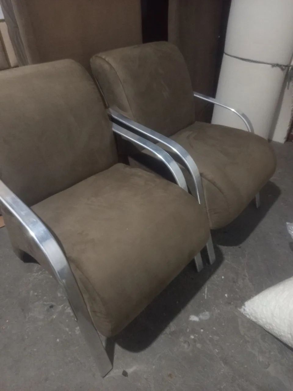 Par poltronas 