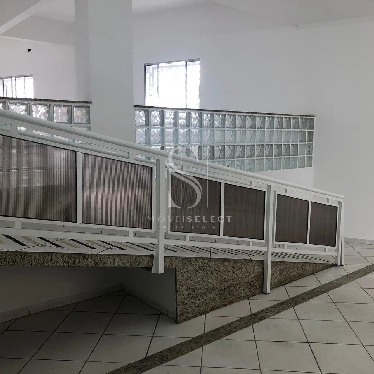 Vila Industrial, Prédio Comercial de 264m² com 4 salas, para investidor. - Foto 4
