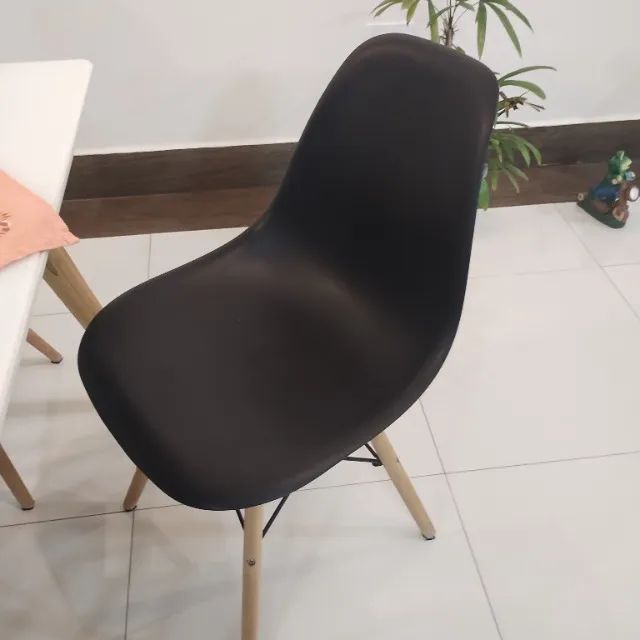 Mesa de jantar quadrada com tampo em vidro  - Foto 2