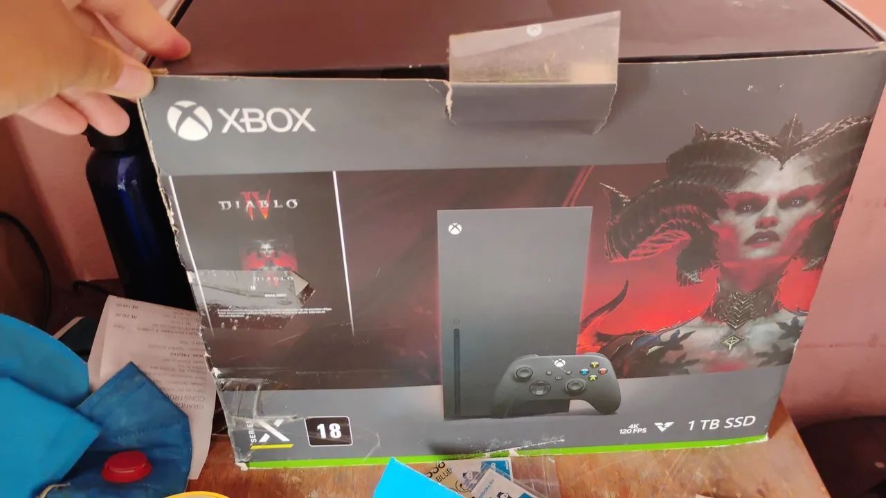 Xbox Series X 1TB completo(aceito troca por Pc gamer) - Consoles