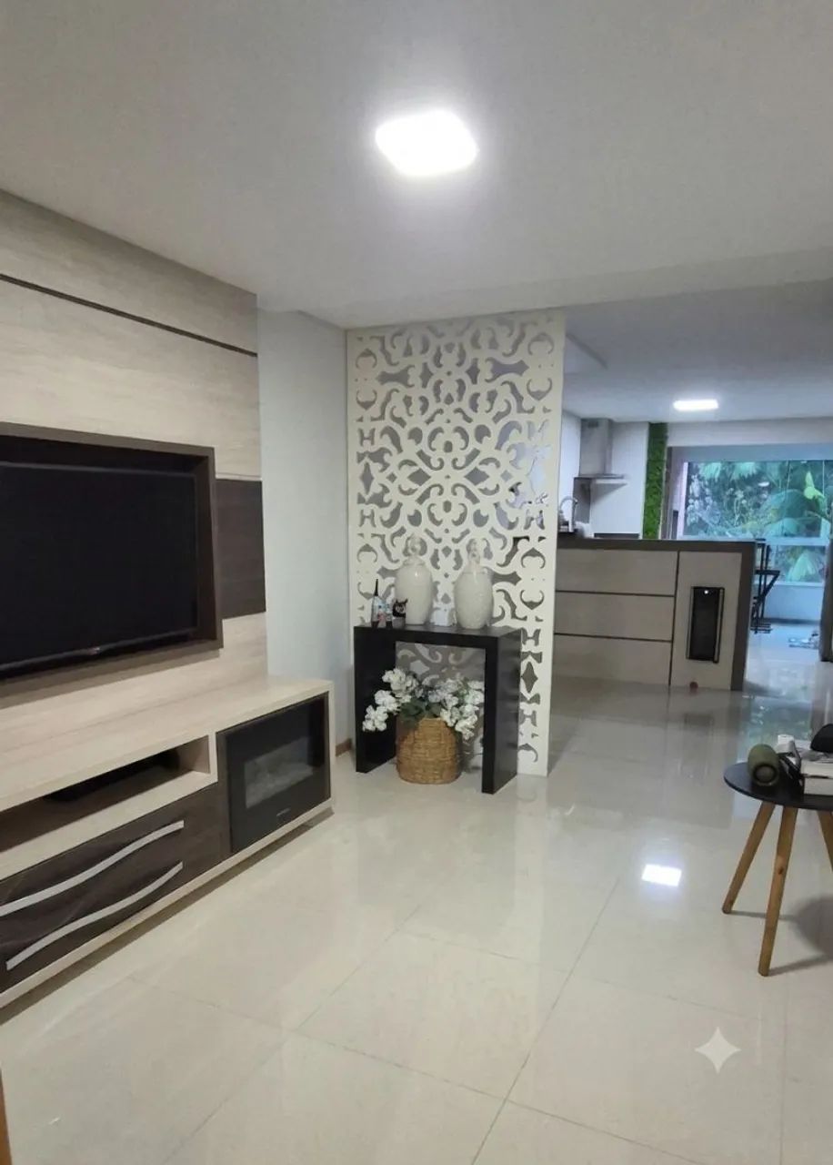 Apartamento todo mobiliado 2 suítes 