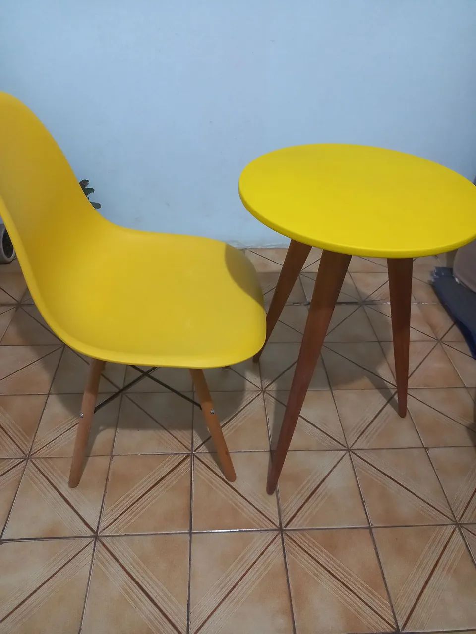 Cadeira $ mesa - Foto 4