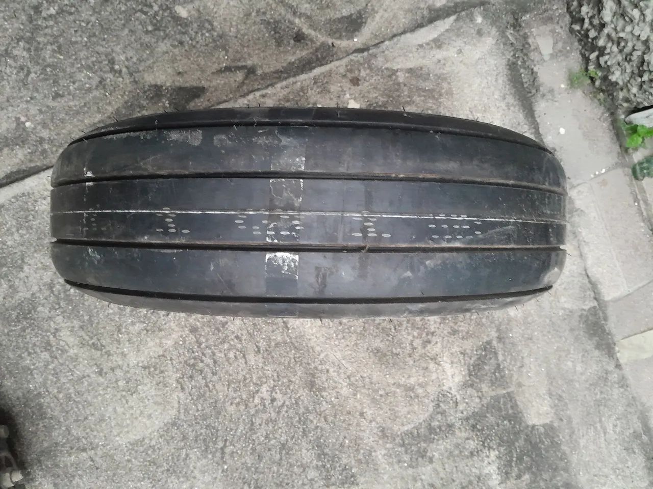 Pneu aeronáutico  - Foto 3