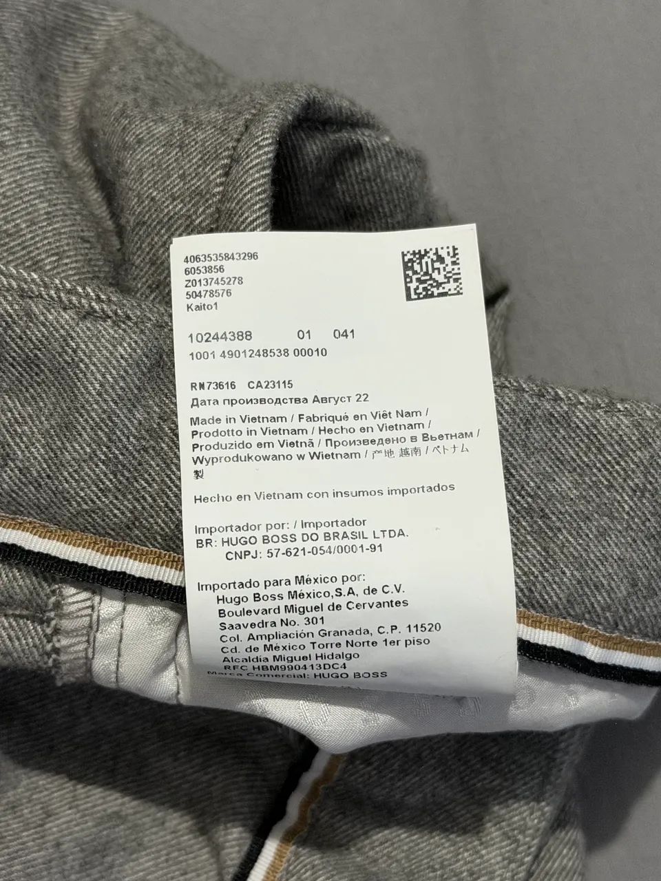 Calça de Sarja BOSS - Vestindo 38 BR - Foto 3
