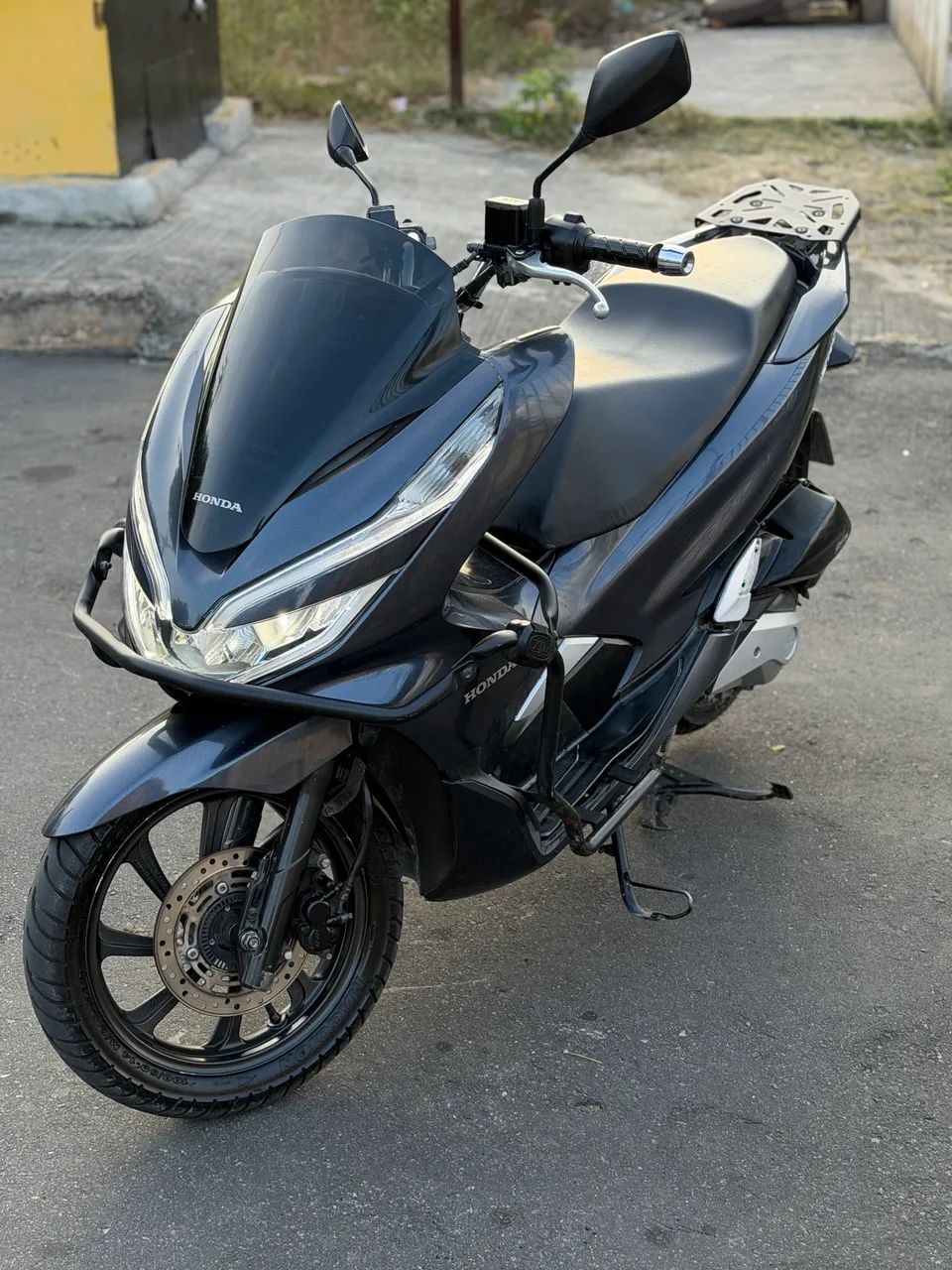 【受付終了】PCX150 Honda 150/dlx 2021 - 1495912114 | OLX