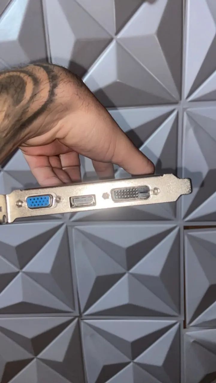 Cooler intel e placa de vídeo gt610 - Foto 4