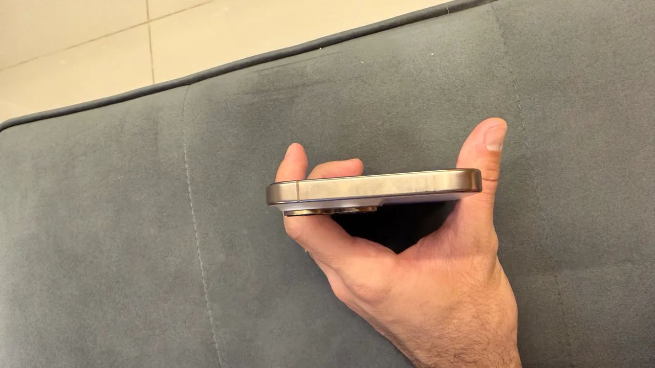 iPhone 16 Pro Max PARTICULAR - Foto 3