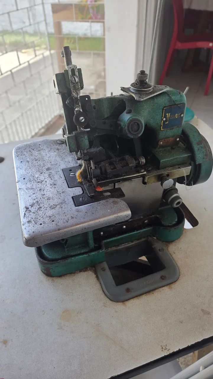 Overlock Chinesinha Usada - Foto 2