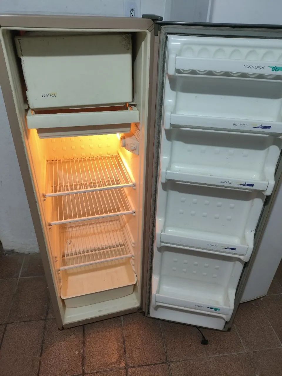 Geladeira Consul Antiga  - Foto 2