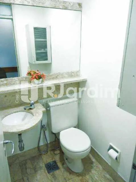 Sala Comercial | 30m² | Portaria 24 Horas | Centro - Foto 5