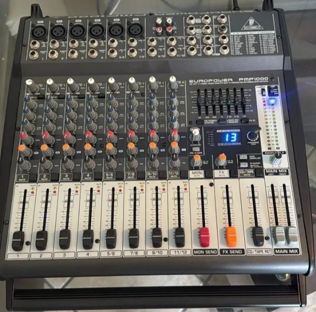 Mesa de Som Amplificada Behringer Europower PMP1000 500W - Foto 6