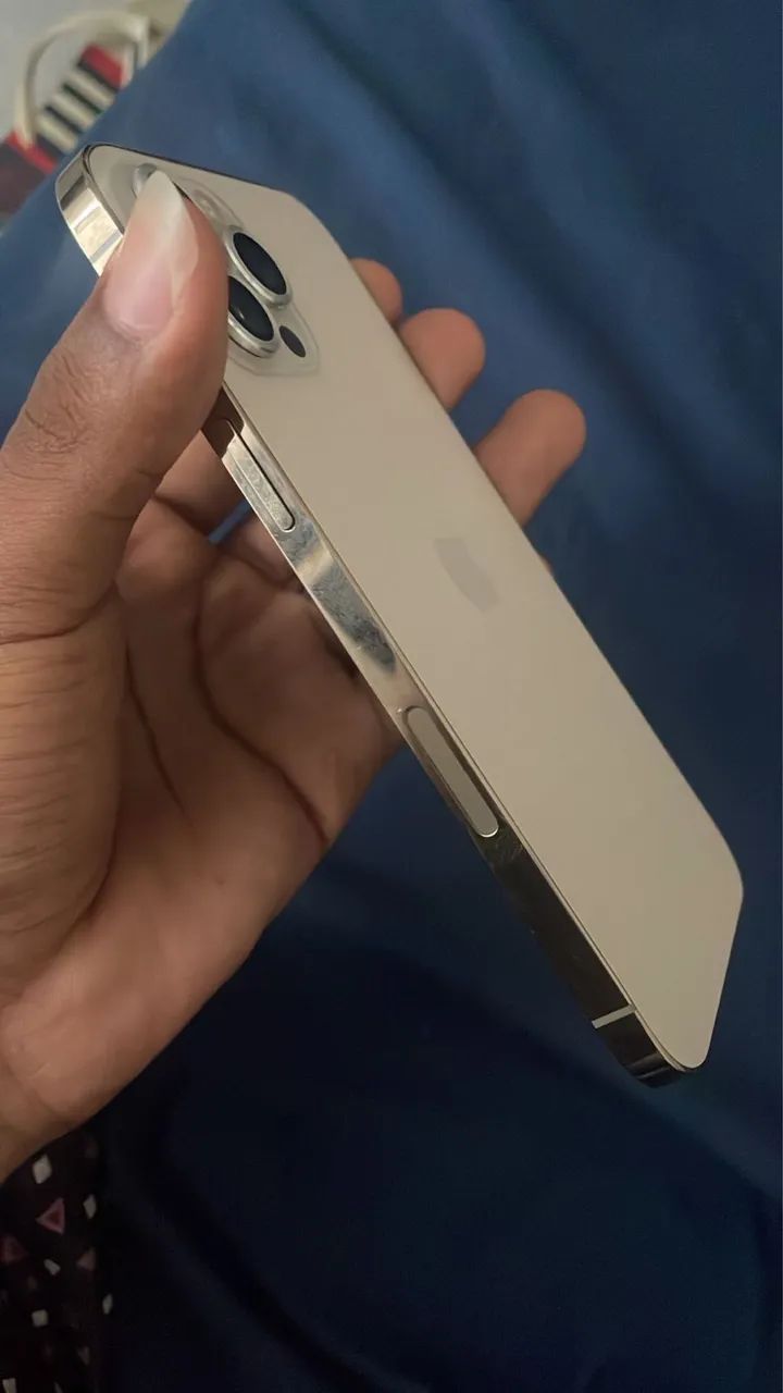iPhone 12 Pro Max gold - Foto 2