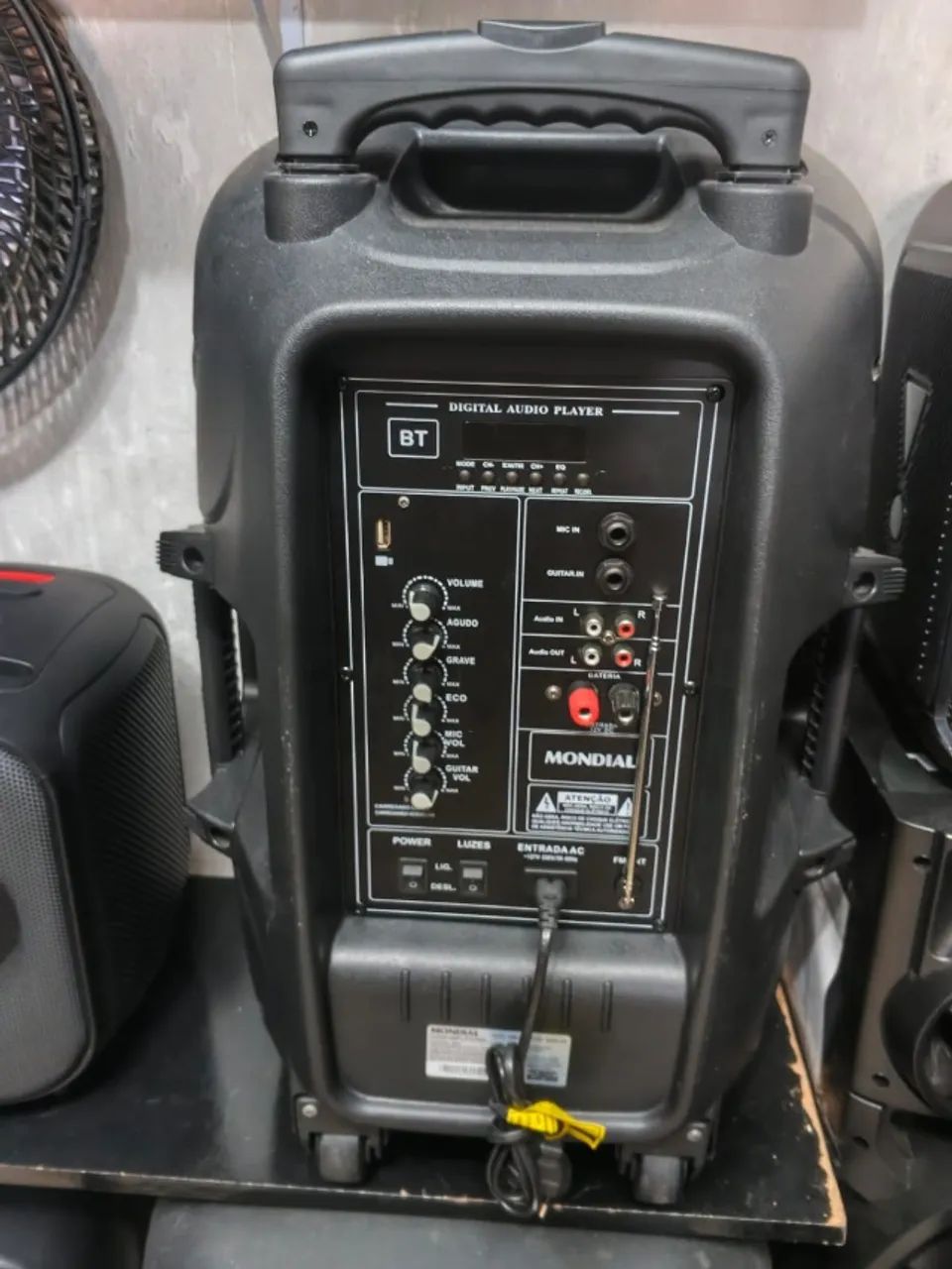 CAIXA AMPLIFICADA CM-550 BIVOLT .