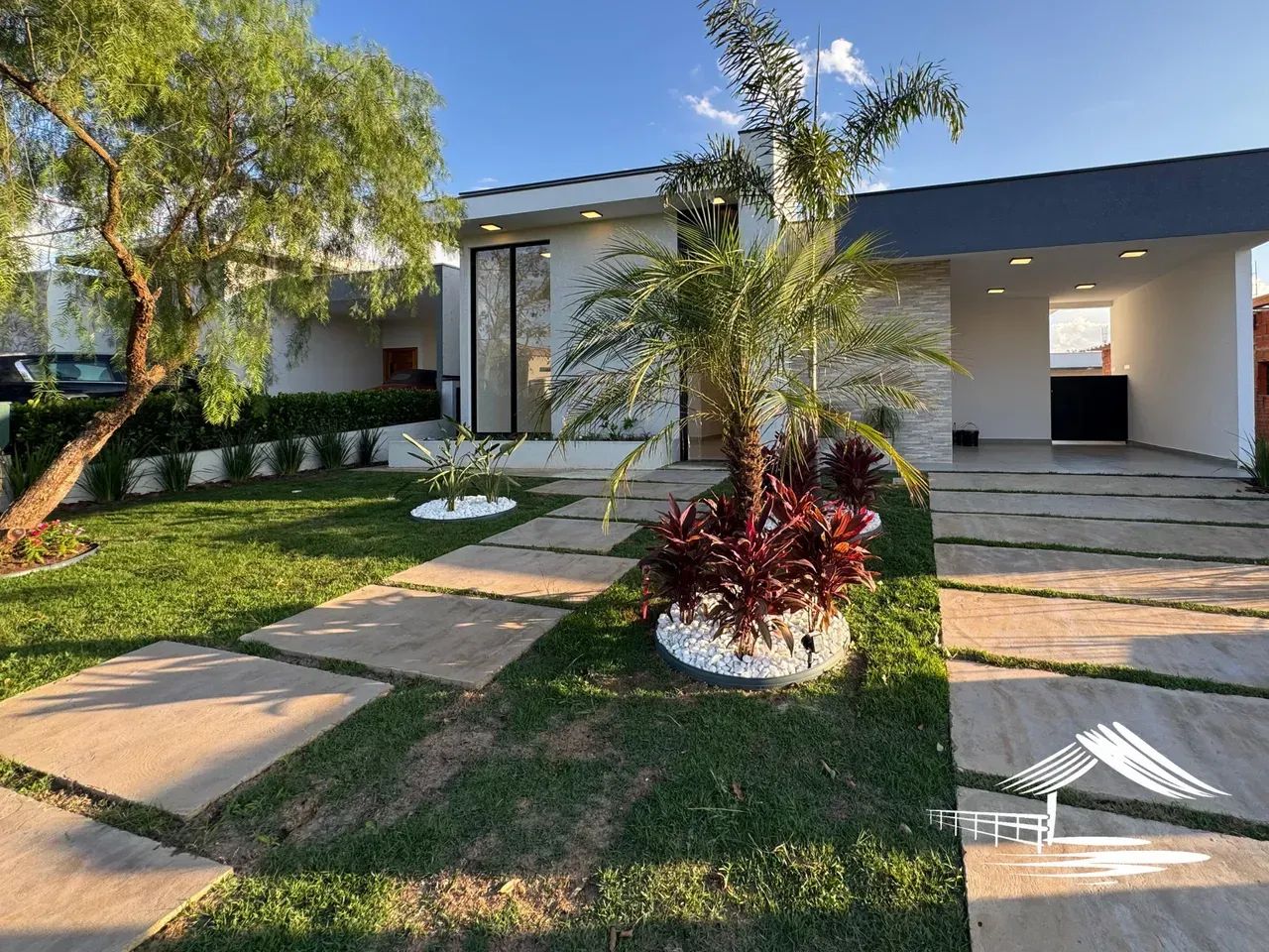Imóvel moderno e sofisticado no Ninho Verde 1, contendo 3 dormitórios e ampla área de laze - Foto 2