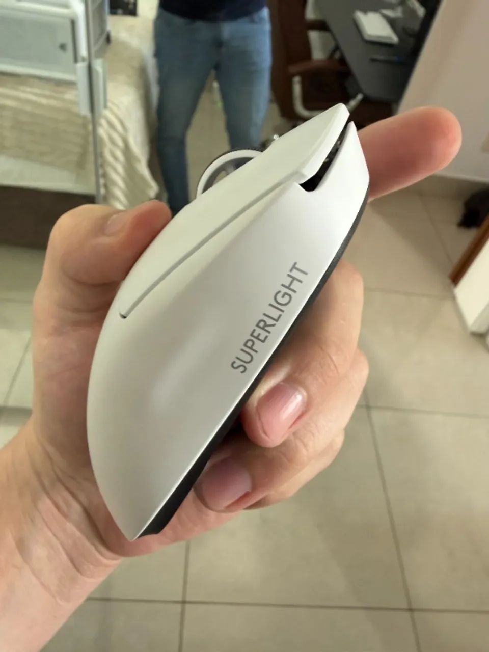 Mouse Gamer Sem Fio Logitech G Pro X Superlight 2 Branco - Foto 2