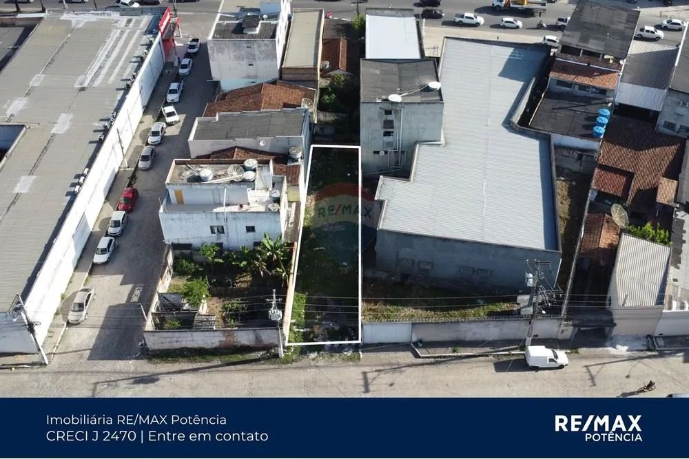Terreno de 220m² no Centro de Teixeira de Freitas - Foto 2
