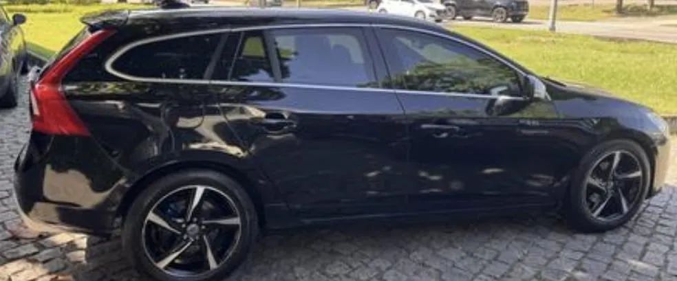 Volvo V60 V60 T-5 R-DESING 2.0 5P 2014