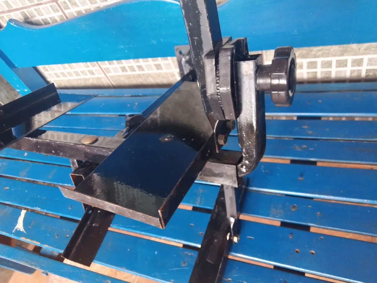 Suporte para tv de tubo até 20 polegadas  - Foto 2