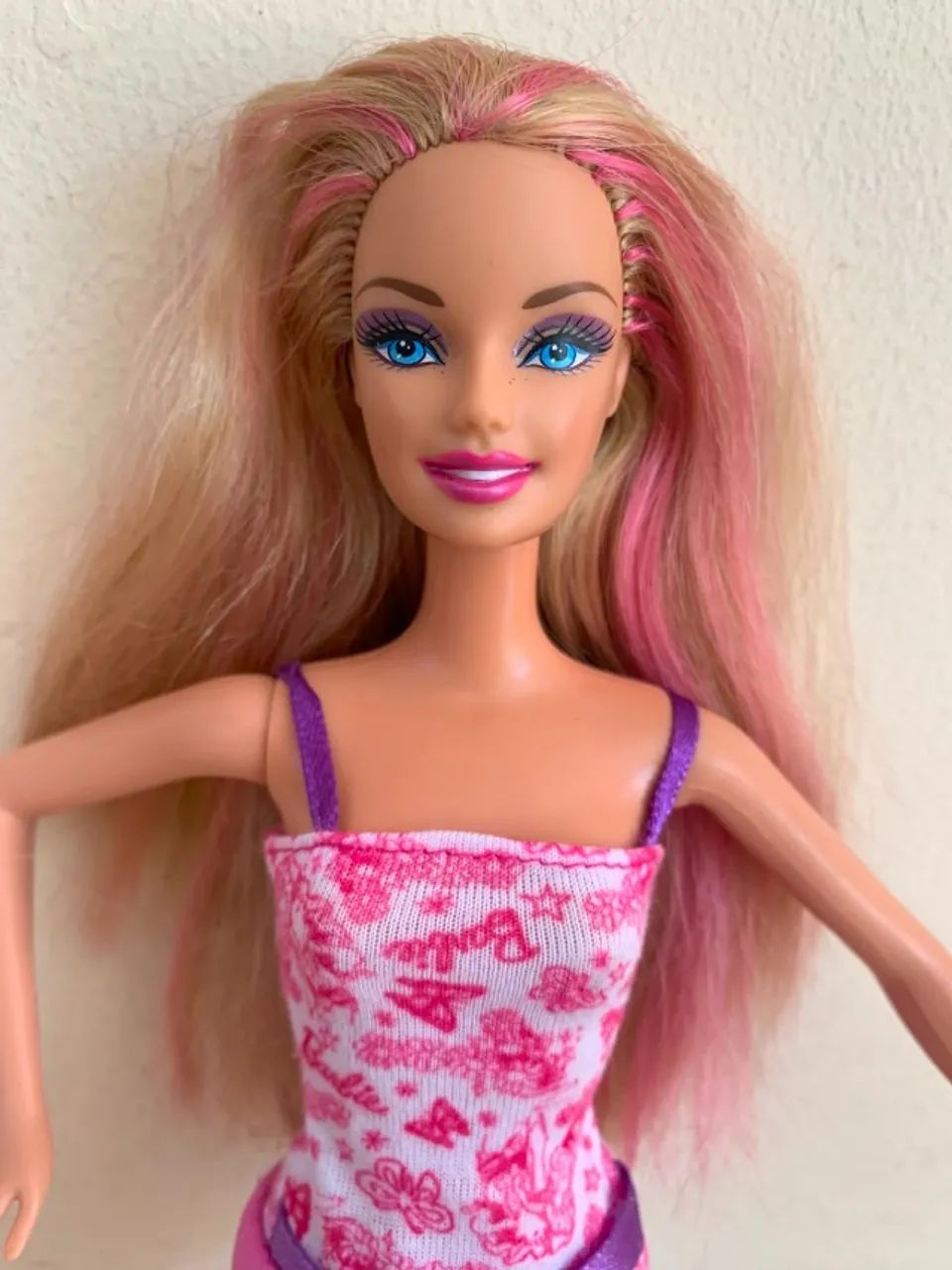 Boneca Barbie cabelo com mexas  - Foto 2