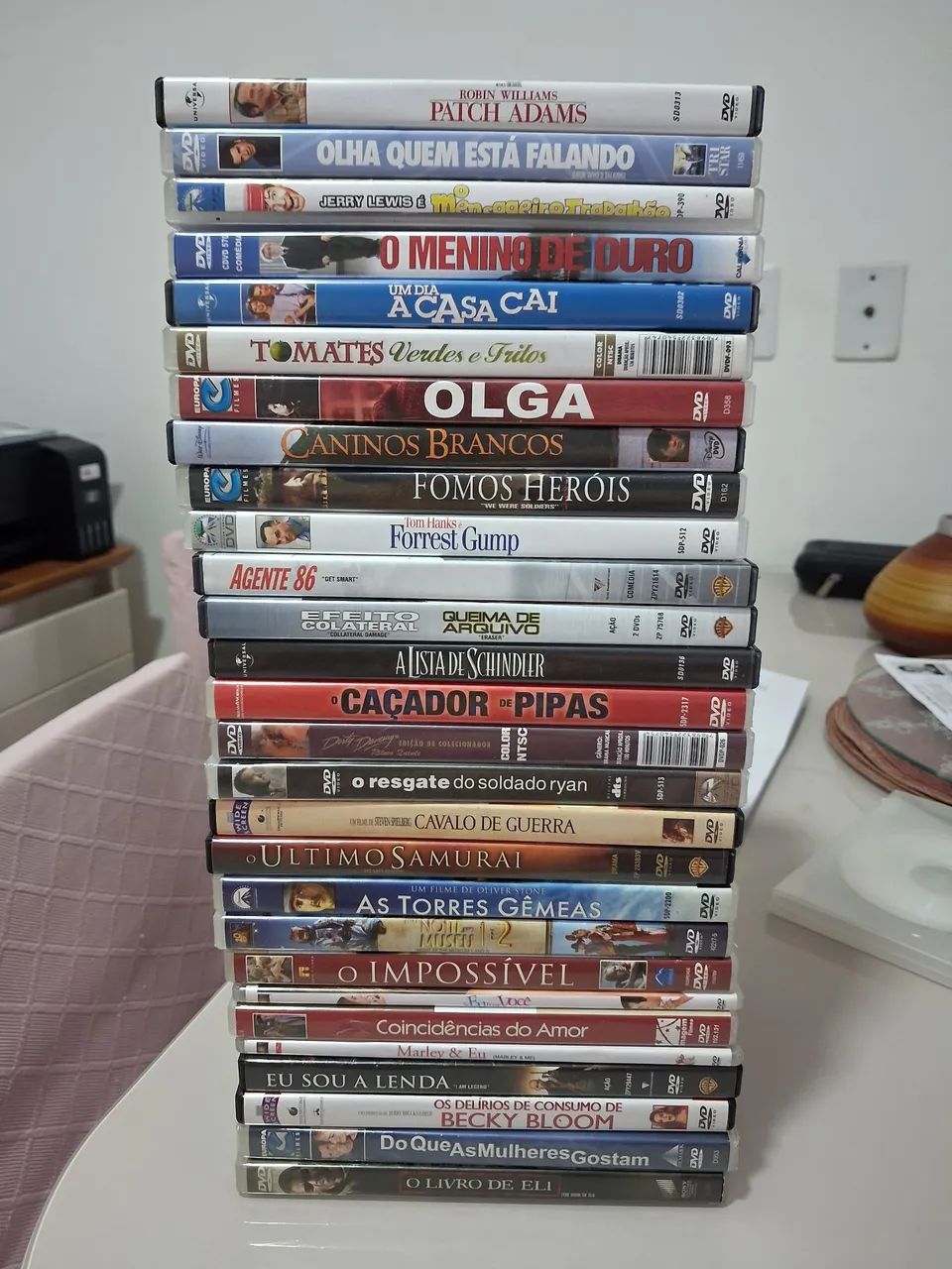 Lote com 28 DVDs variados(apenas o lote)
