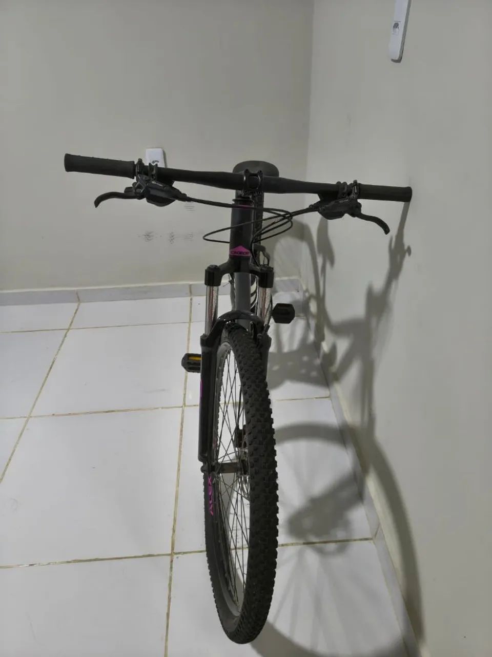 Bicicleta Mtb 29 Feminina Oggi Float Hds 5.0 15,5 Preta/pink - Foto 3