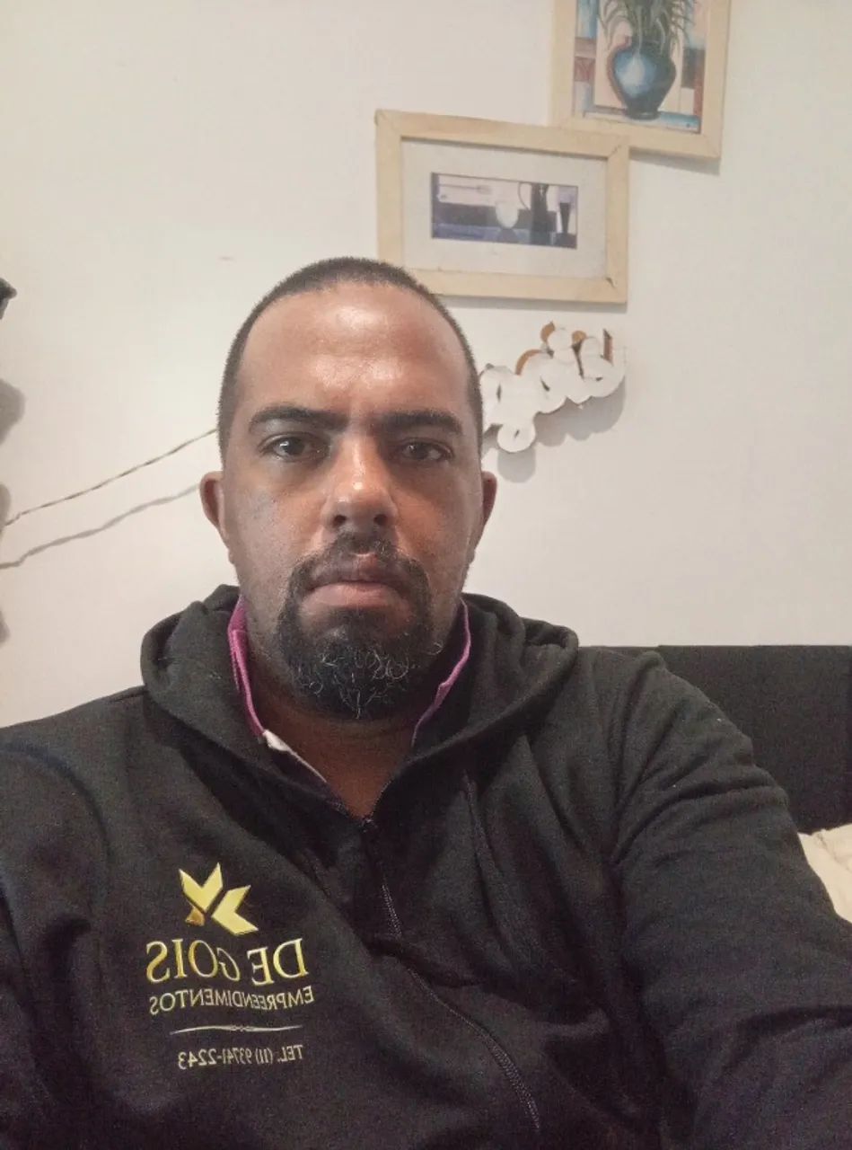 Sou ajudante de pedreiro estou disponível  - Foto 2
