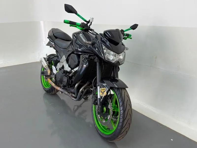 Z 750 2010 - 1528411026 | OLX