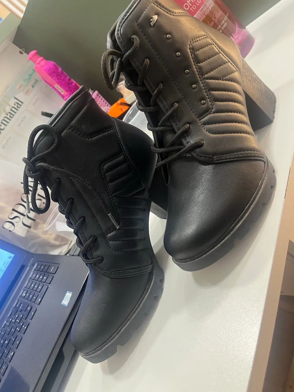 BOTA  - Foto 4