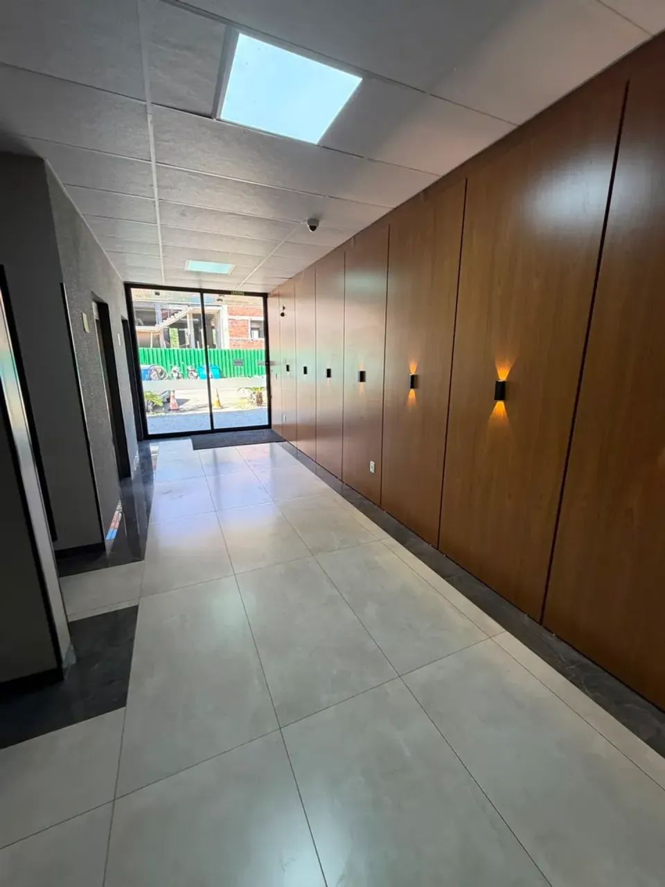SALA 48 M2 ORLA 14 GRACIOSA - Foto 5