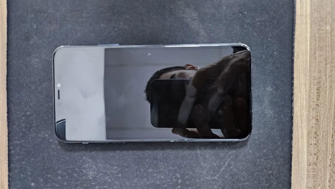 Vende-se IPhone 11pro Max  - Foto 4