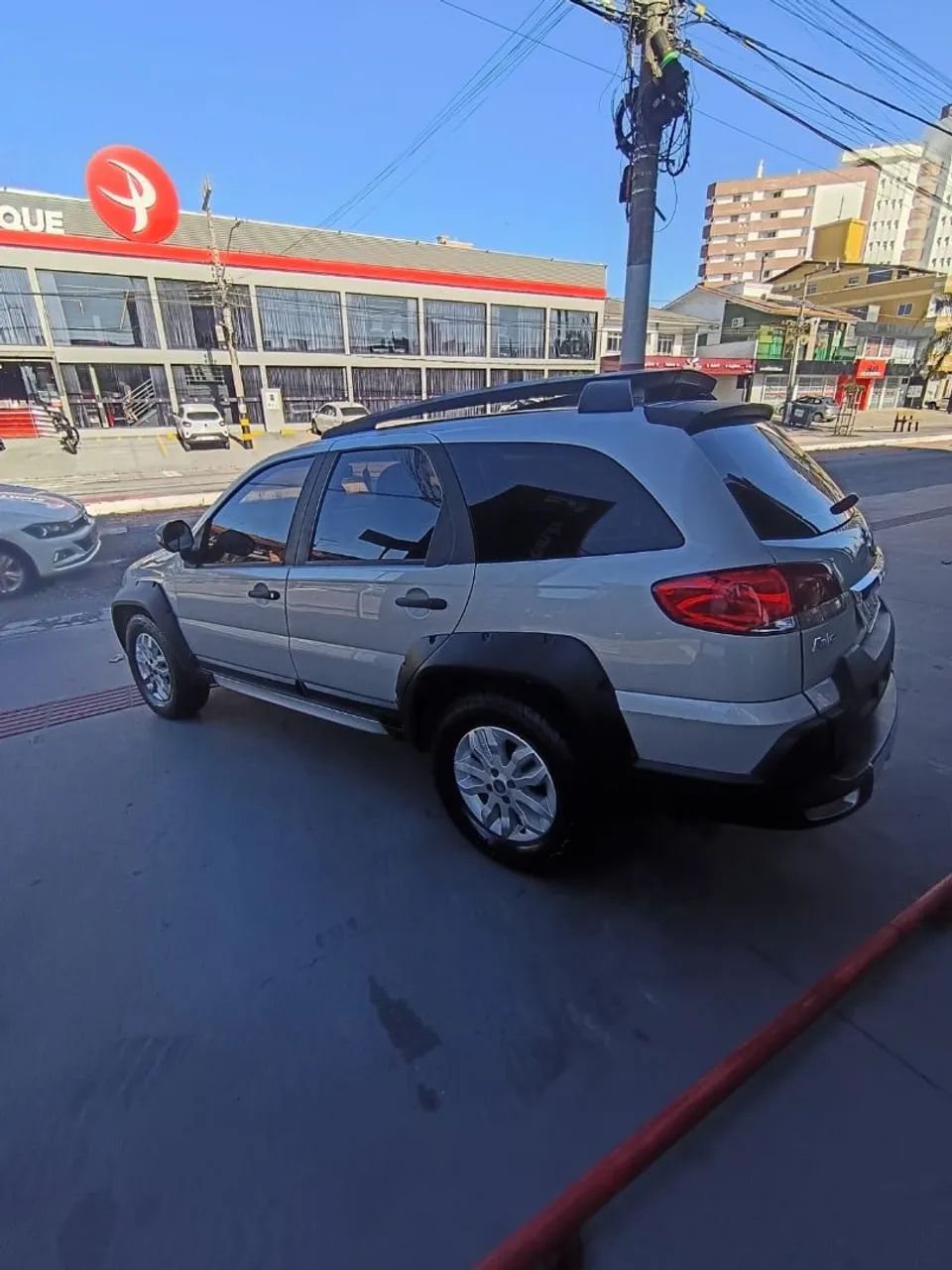 Fiat Palio Weekend Adventure Locker 1.8 Flex 2014