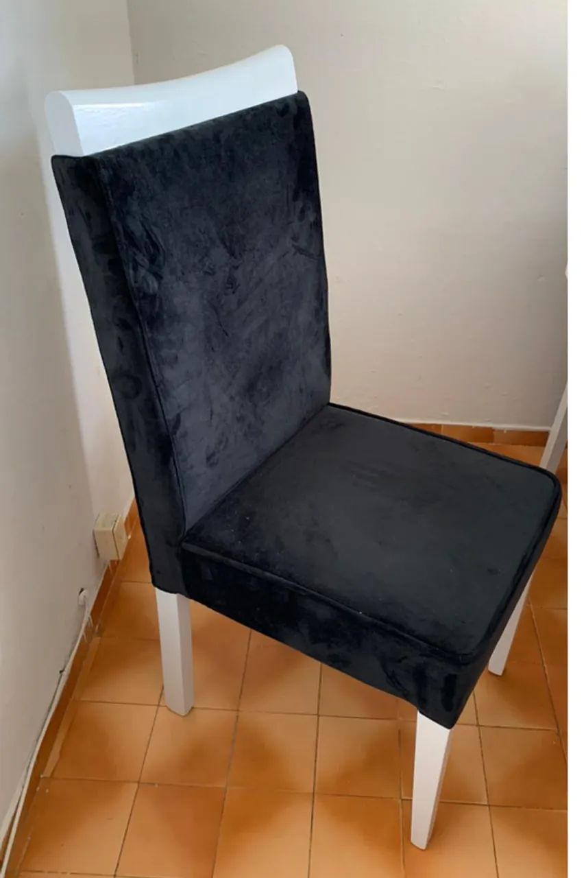 Jogo com 6 Cadeiras Estofadas - Bom Estado - Design Moderno Preto e Branco - Foto 5